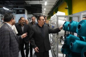 بازدید استاندار قزوین از شرکت نساجی نفیس نخ